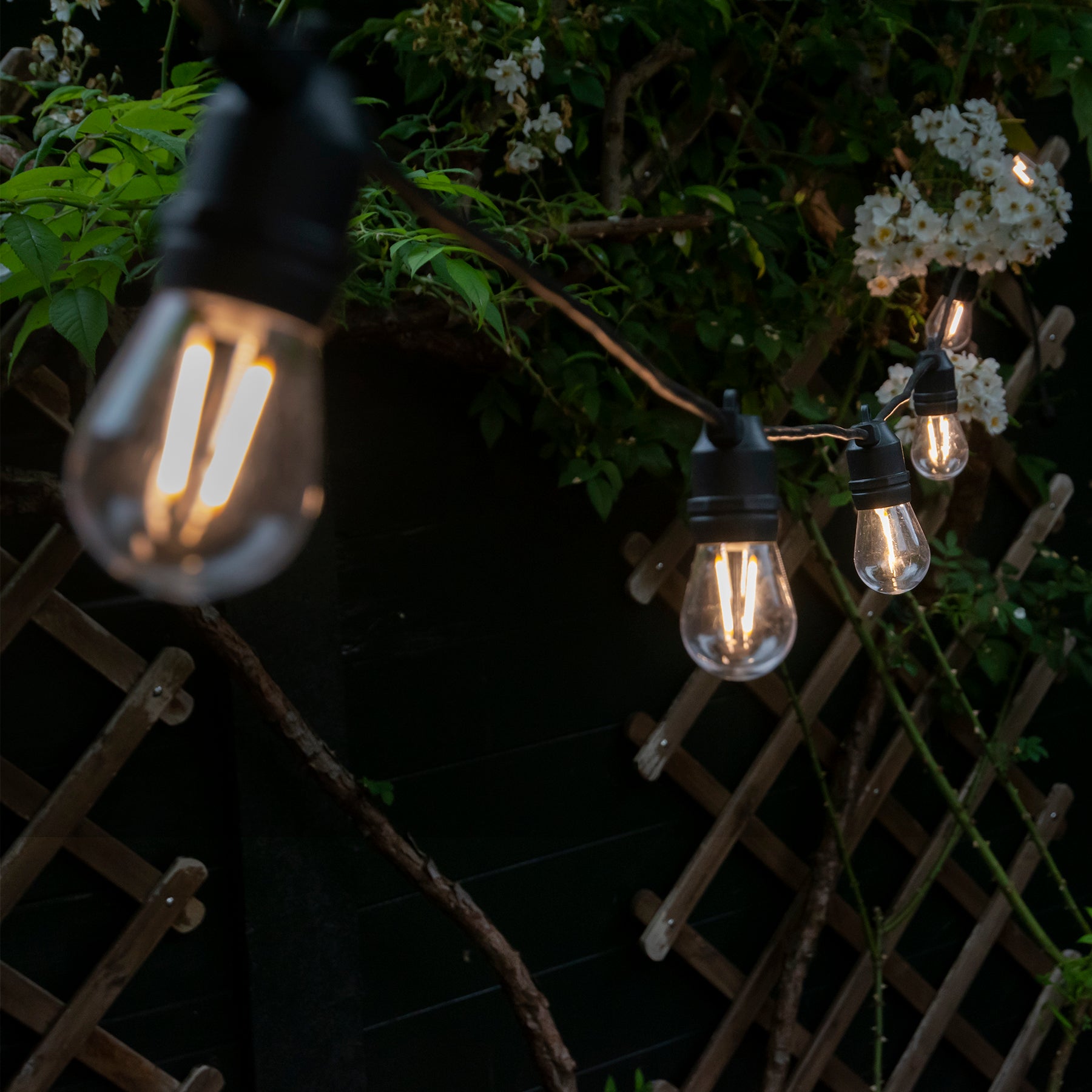 hombli-outdoor-string-light-extension-5m-warmwei-ip65 image 4